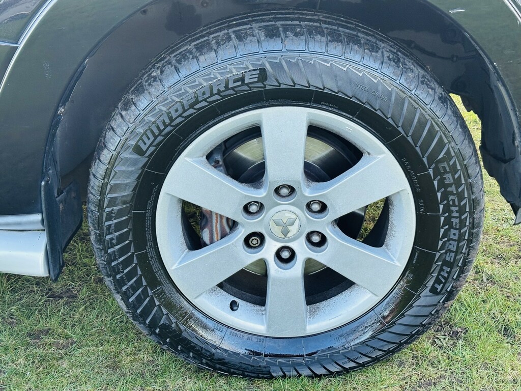 Mitsubishi Shogun 3.2 Di-dc Elegance 4Wd Euro 4 Lwb Grey #39