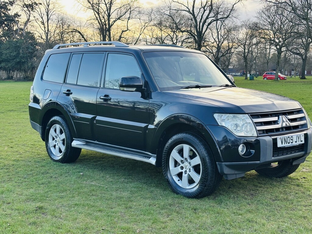 Mitsubishi Shogun 3.2 Di-dc Elegance 4Wd Euro 4 Lwb Grey #1