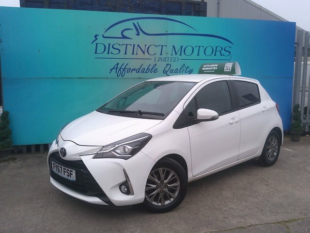 Toyota Yaris Vvt-i Icon Hatchback FY67FSF White #3
