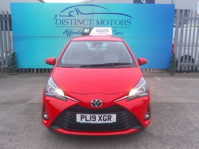 Toyota Yaris Vvt-i Icon Hatchback PL19XGR Red #2