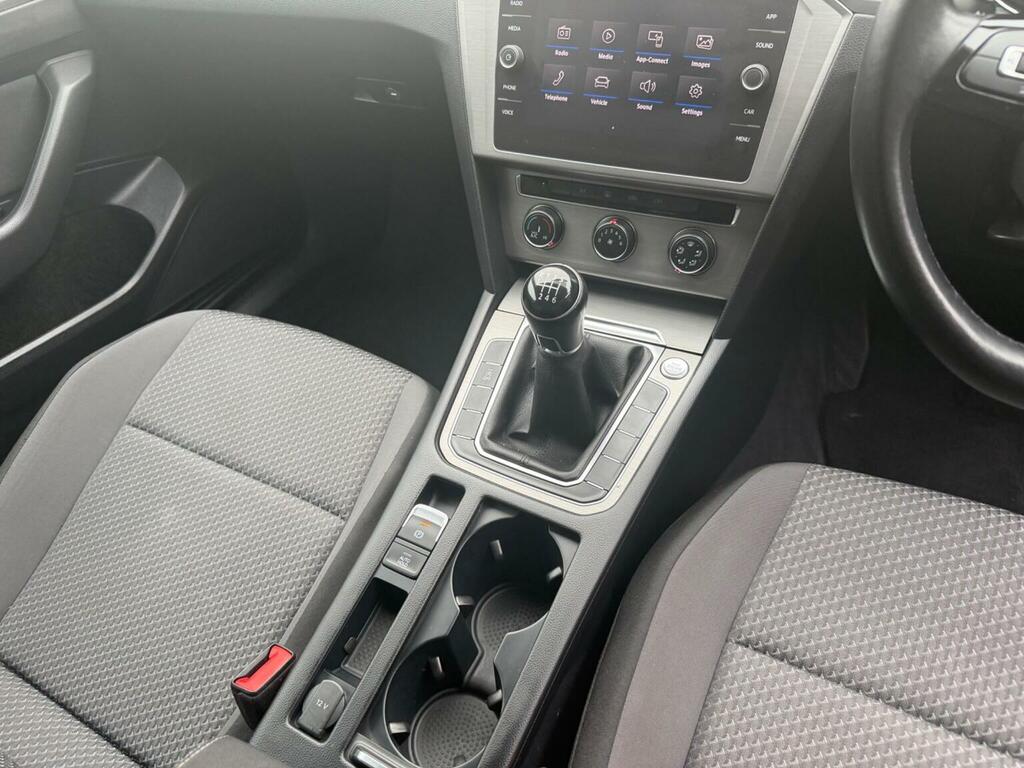 Volkswagen Passat Estate 2.0 Tdi S Euro 6 Ss 201919 MGZ1385 Black #4