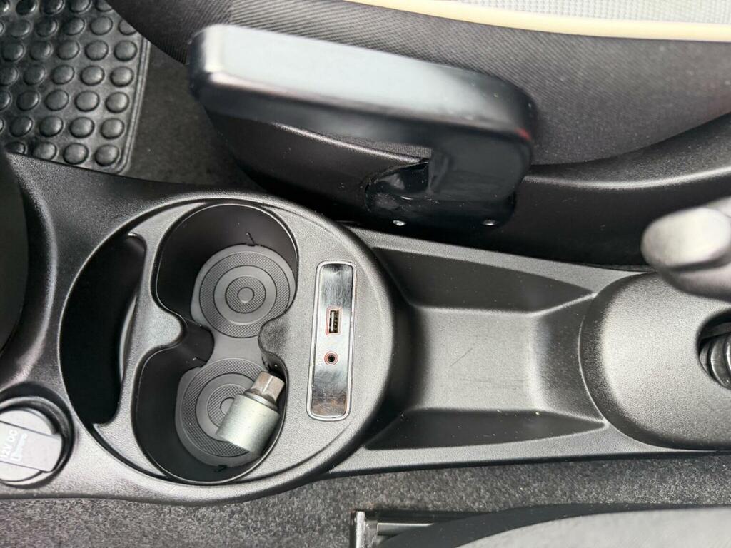 Fiat 500 Hatchback 1.2 Lounge Euro 6 Ss 201818 BW18HYK White #5