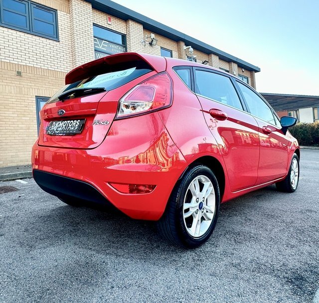 Ford Fiesta 1.25 Zetec Hatchback Euro 6 82 MD16PVY Red #5