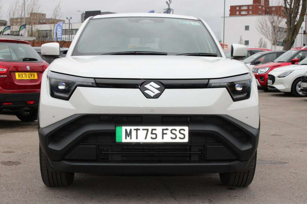 Suzuki Vitara 128Kw Motion 61Kwh White #2