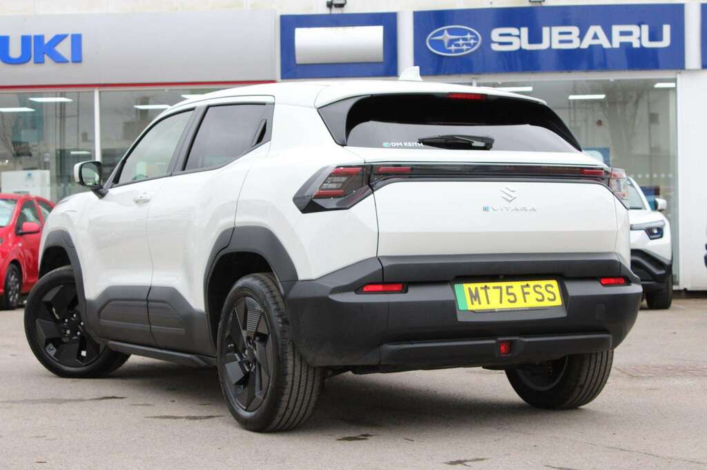 Suzuki Vitara 128Kw Motion 61Kwh White #4