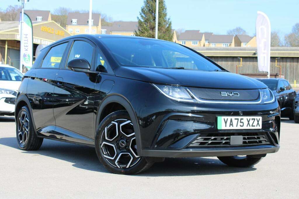 Byd Dolphin 150Kw Comfort 60.4Kwh YA75XZX Black