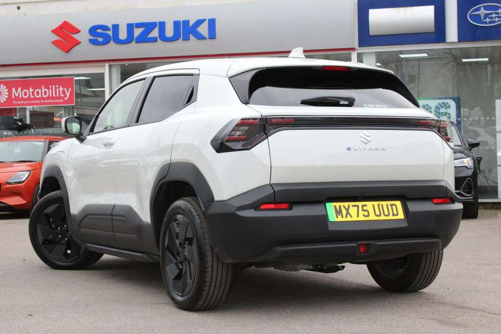 Suzuki Vitara 135Kw 61Kwh Mtn Allgrip-e White #5