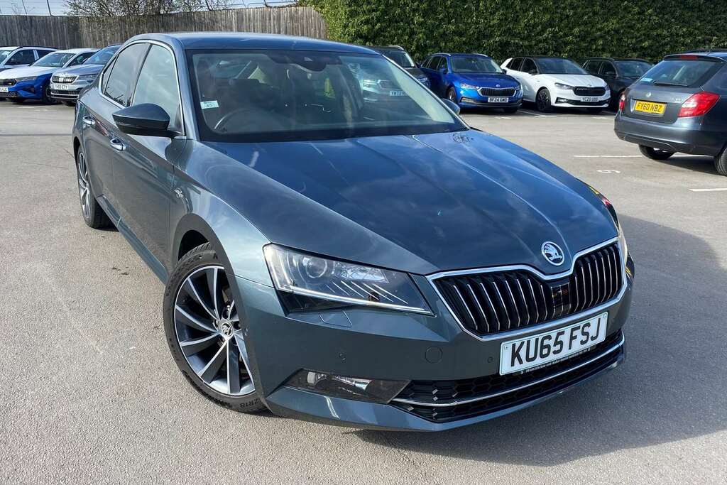 Skoda Superb 2.0 Tdi Cr 190 Laurin Klement Dsg Grey