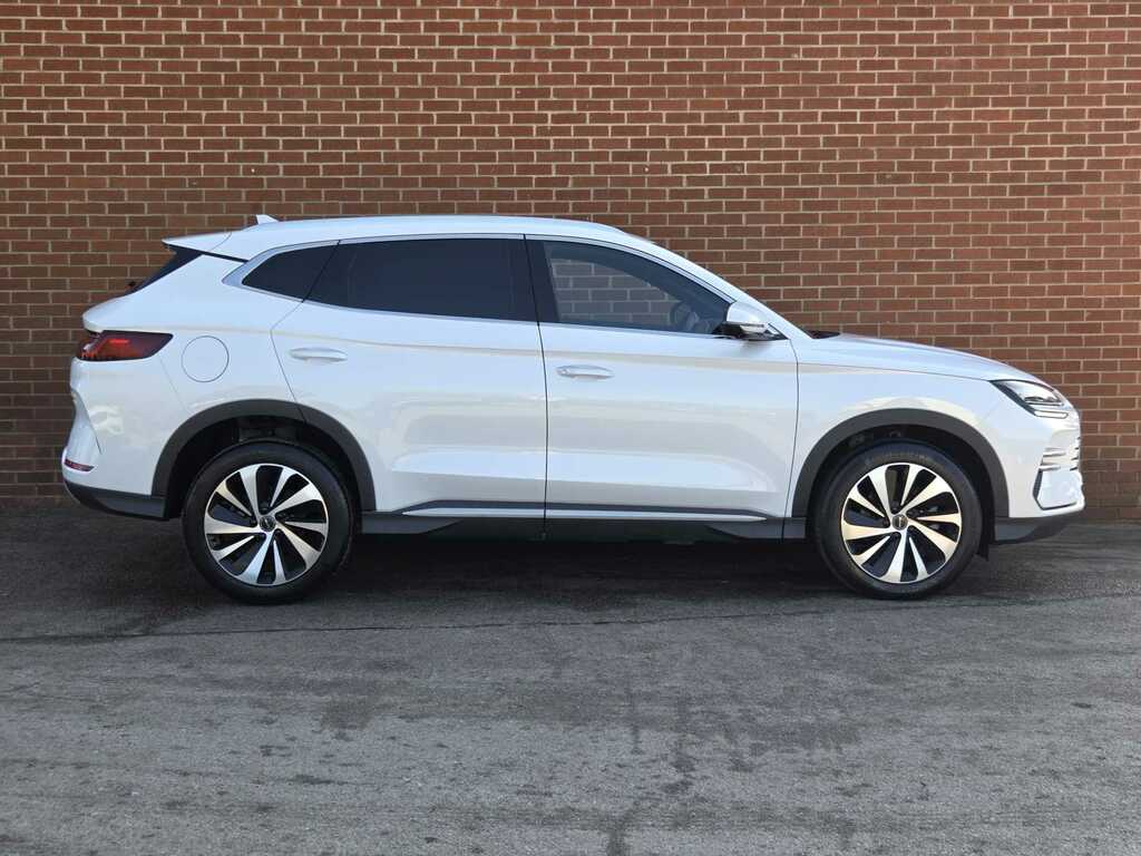 Byd Seal U 1.5 Dm-i Awd Design White #3