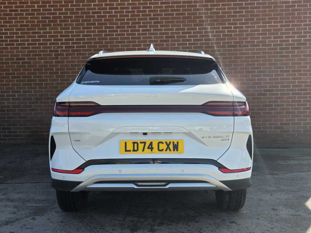 Byd Seal U 1.5 Dm-i Awd Design White #6