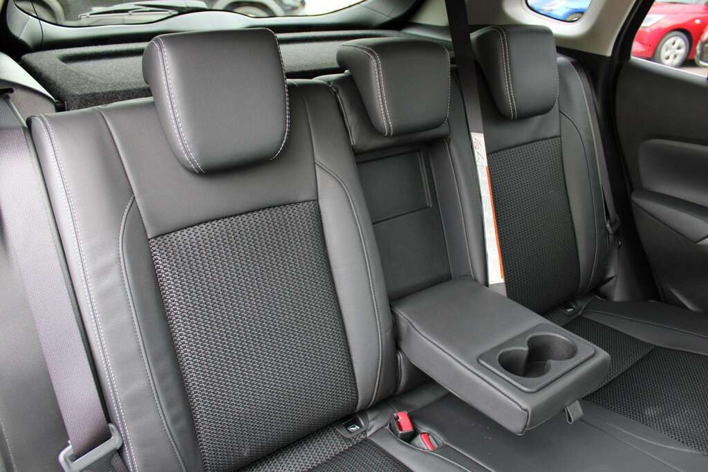 Suzuki SX4 S Cross Motion #20