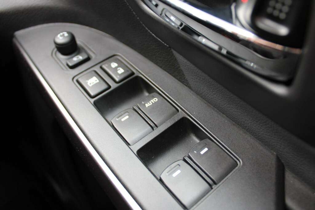 Suzuki SX4 S Cross Motion #36