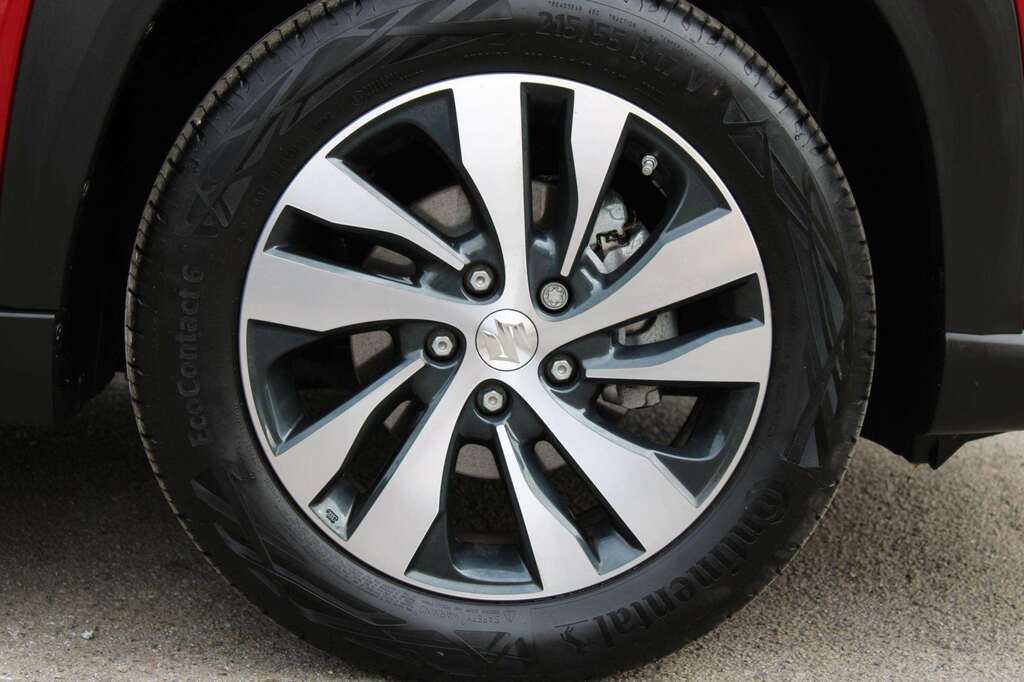 Suzuki SX4 S Cross Motion #16