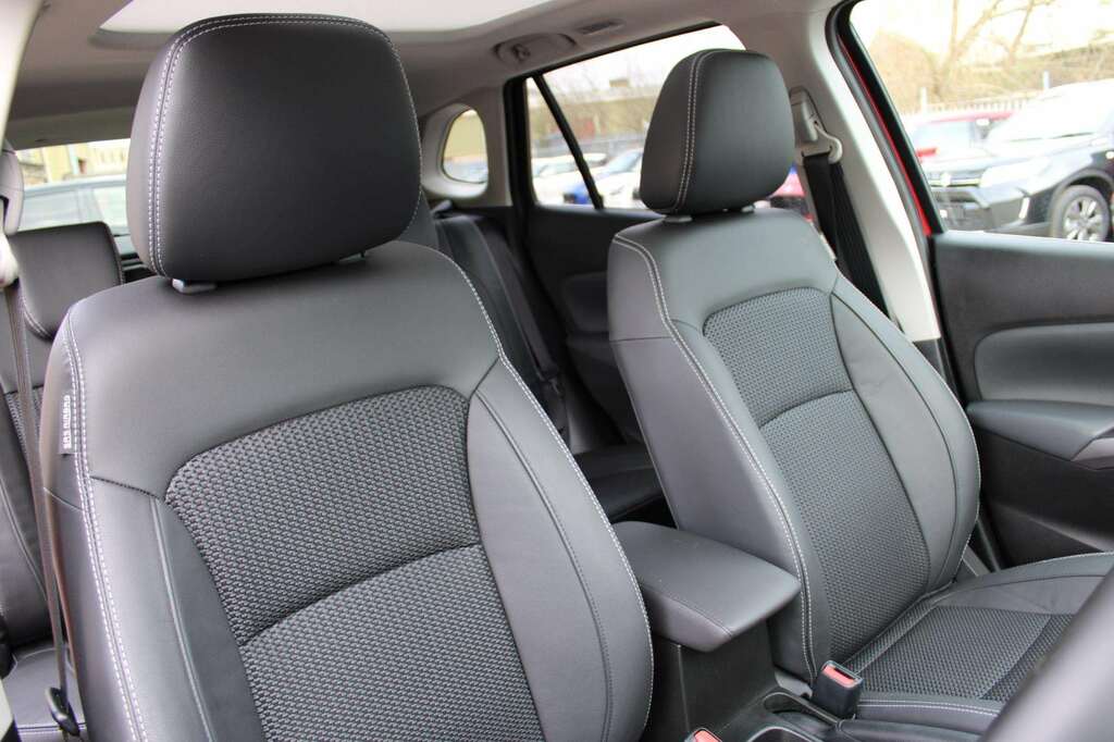 Suzuki SX4 S Cross Motion #19