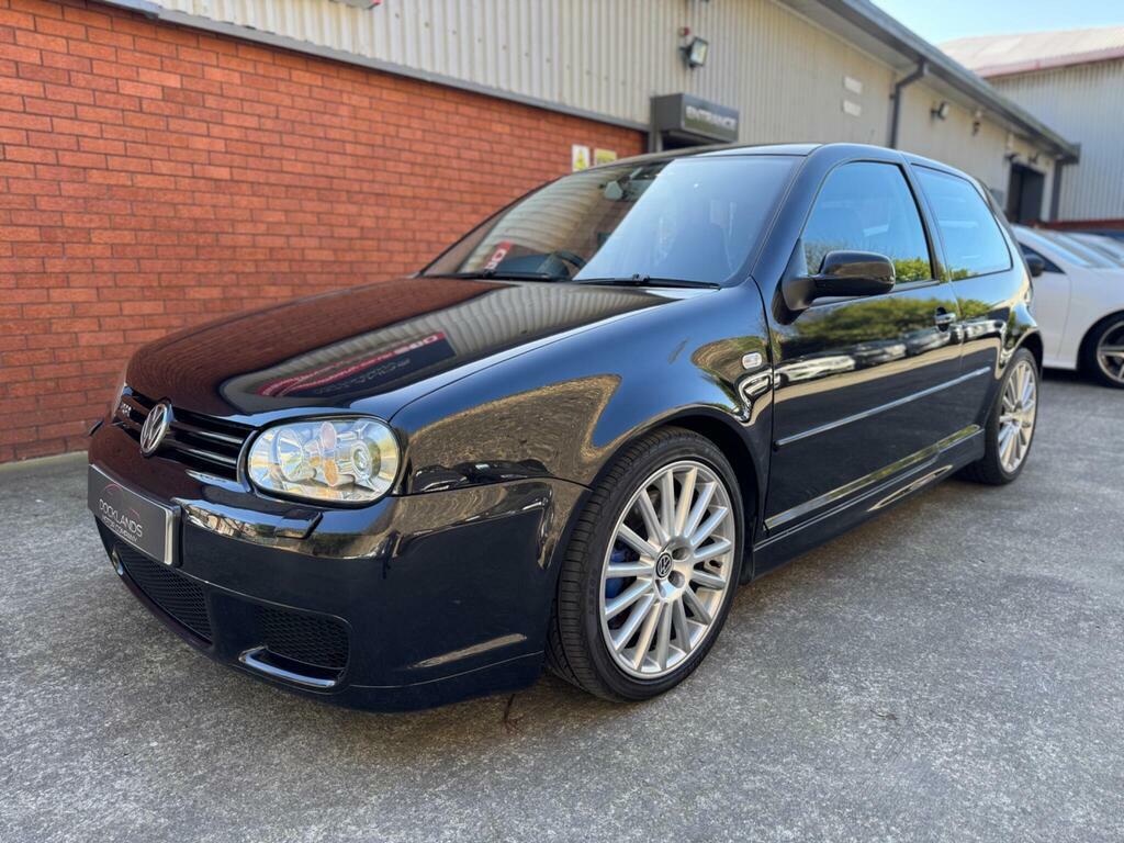 Volkswagen Golf 3.2 R32 Black