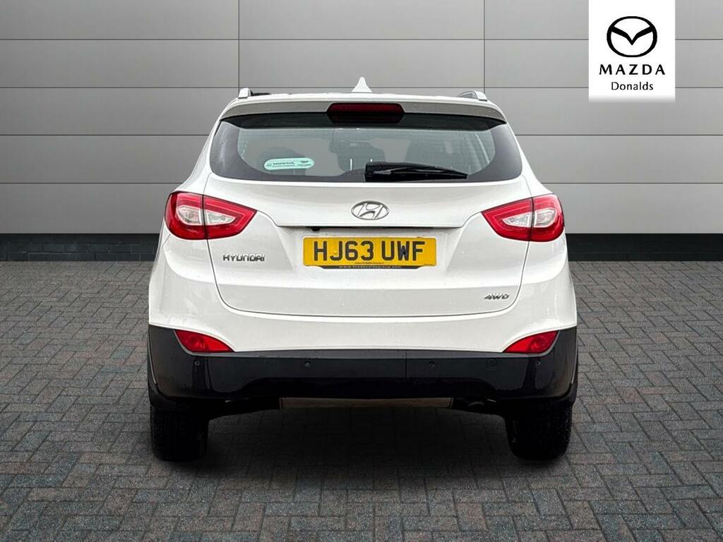Hyundai Ix35 2.0 Crdi Se 4Wd Euro 5 Nav White #4