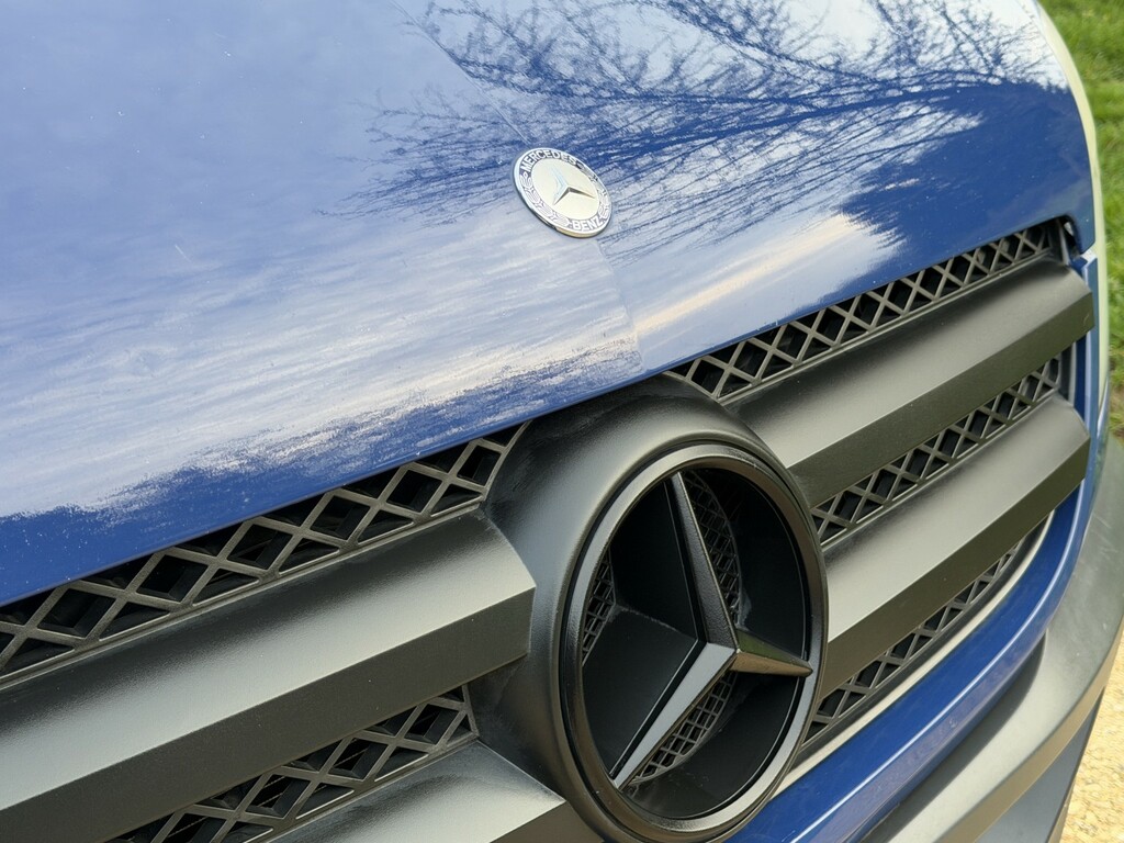 Mercedes-Benz  Saloon Black #10