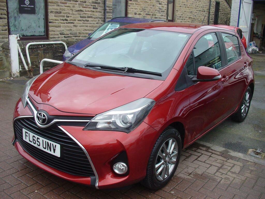 Toyota Yaris 1.33 Dual Vvt-i Icon Euro 5 FL65UNV Red #6