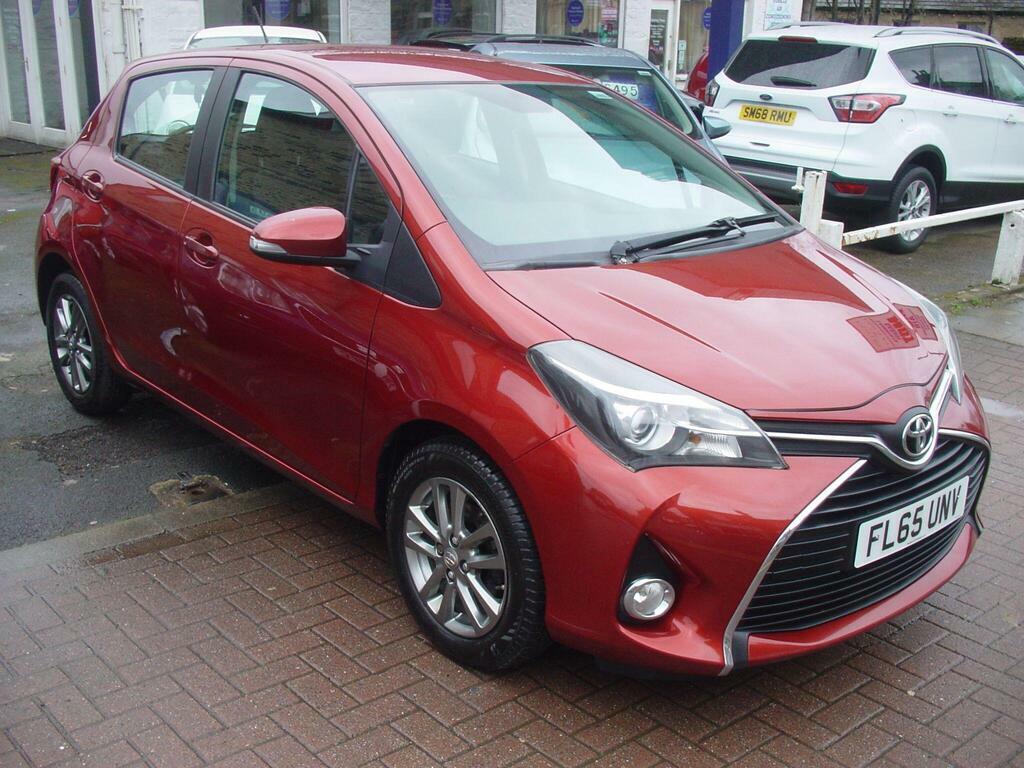 Toyota Yaris 1.33 Dual Vvt-i Icon Euro 5 FL65UNV Red #2