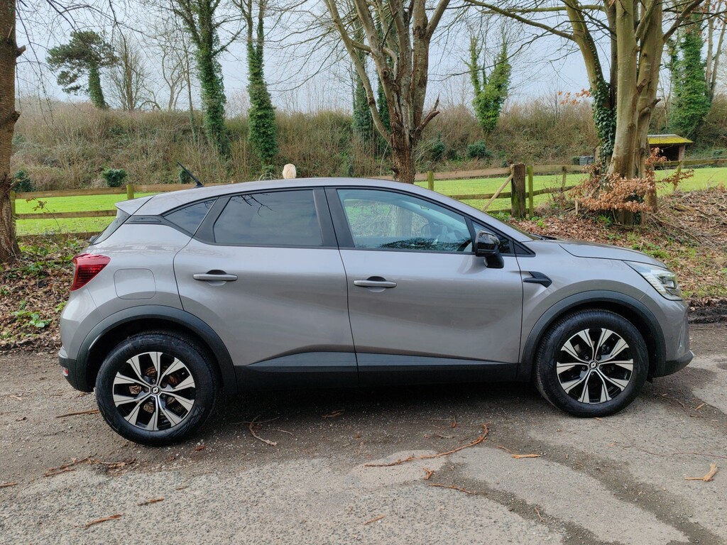 Renault Captur Suv 1.0 Evolution Tce 90 My22 2023 MM72UHV Grey #2