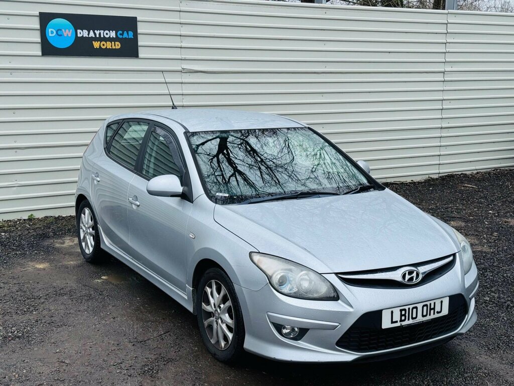 Hyundai I30 1.4 Comfort Euro 5 Silver #4
