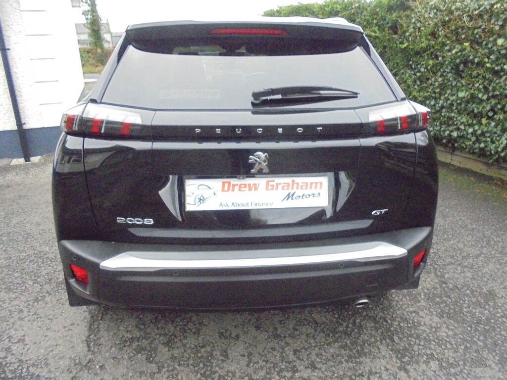 Peugeot 2008 1.5 Bluehdi 110 Gt FV71JZJ Black #5