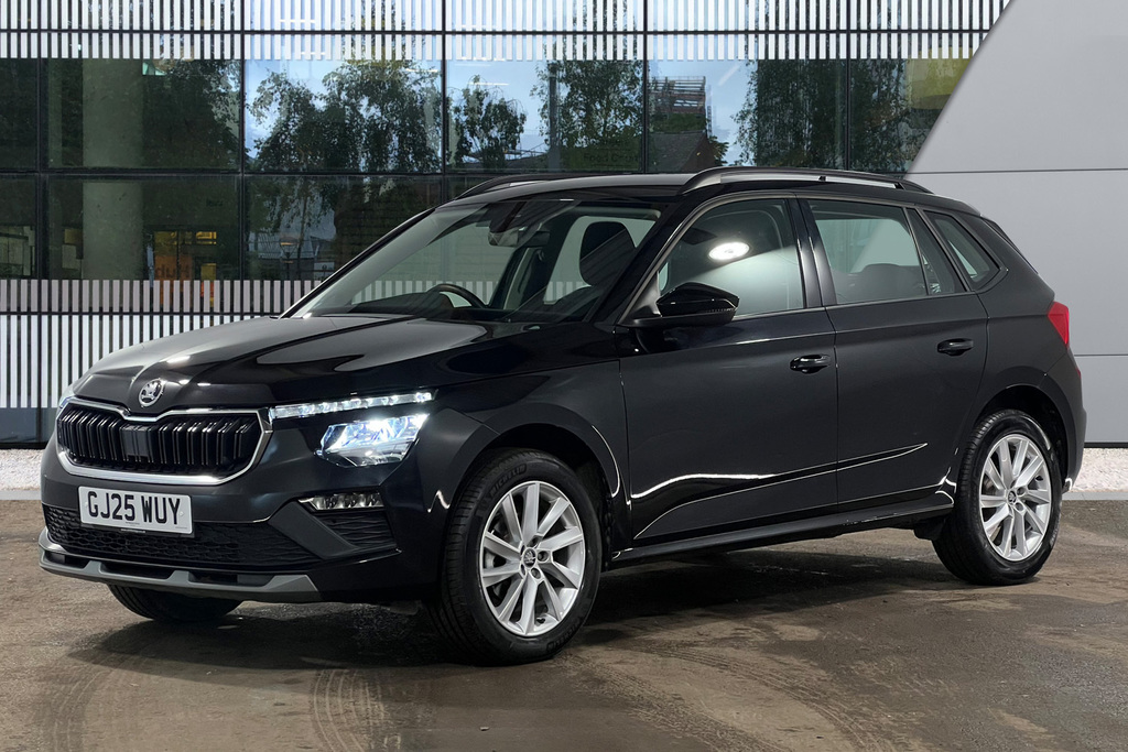 Skoda Kamiq 1.0 Tsi Se Edition Dsg GJ25WUY Black #2