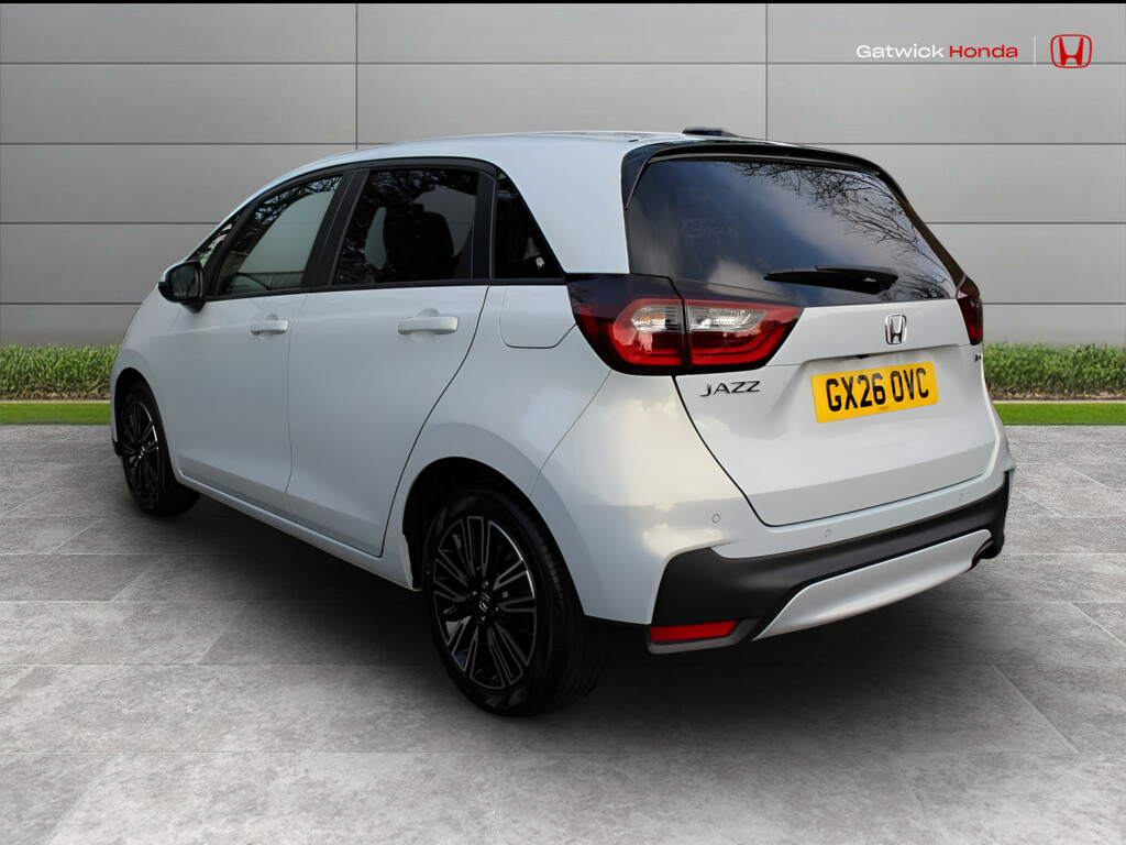Honda Jazz 1.5 I-mmd Hybrid Advance Ecvt GX26OVC White #3