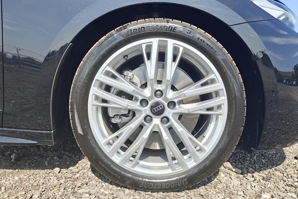 Audi A5 S Line E-hybrid Quattro 299 Ps S Tronic RA25AHE Black #5