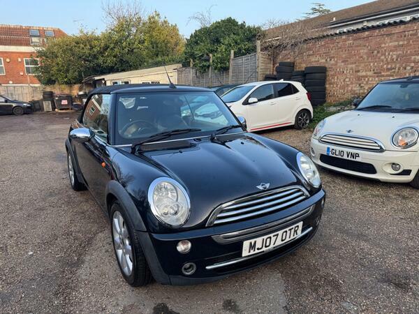 Mini Convertible 1.6 One Euro 4 Black #3