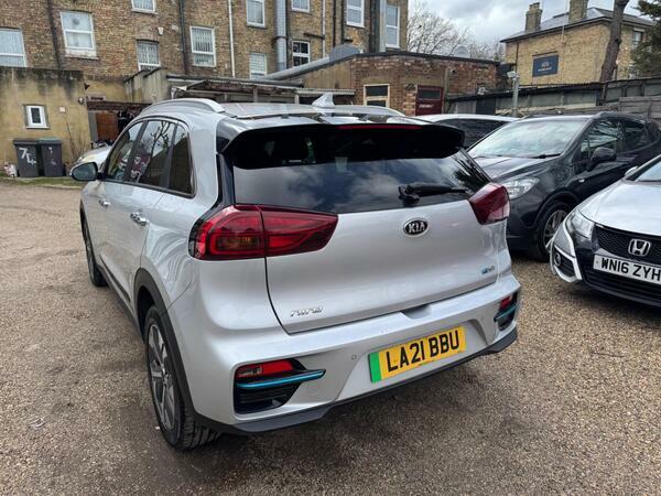 Kia e-Niro 64Kwh 3 LA21BBU Silver #4
