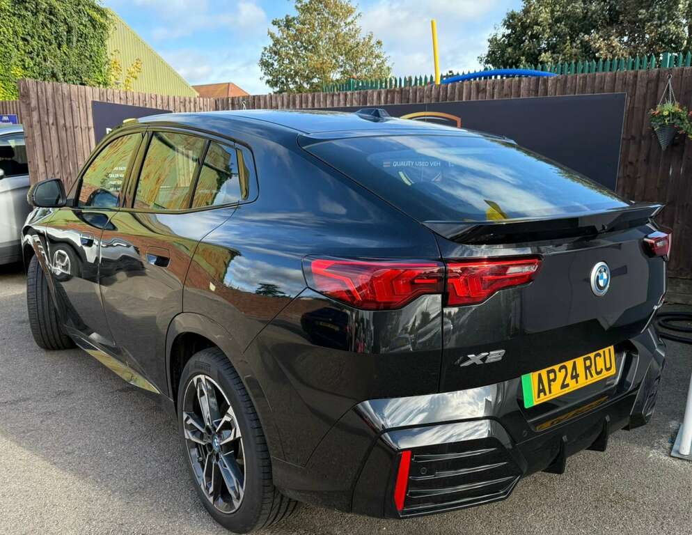 BMW iX2 Ix2 Edrive20 M Sport Black #4