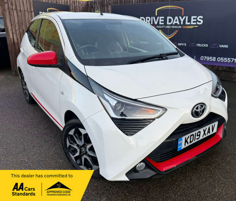 Toyota Aygo X 1.0 Aygo X-trend Vvt-i Cvt White