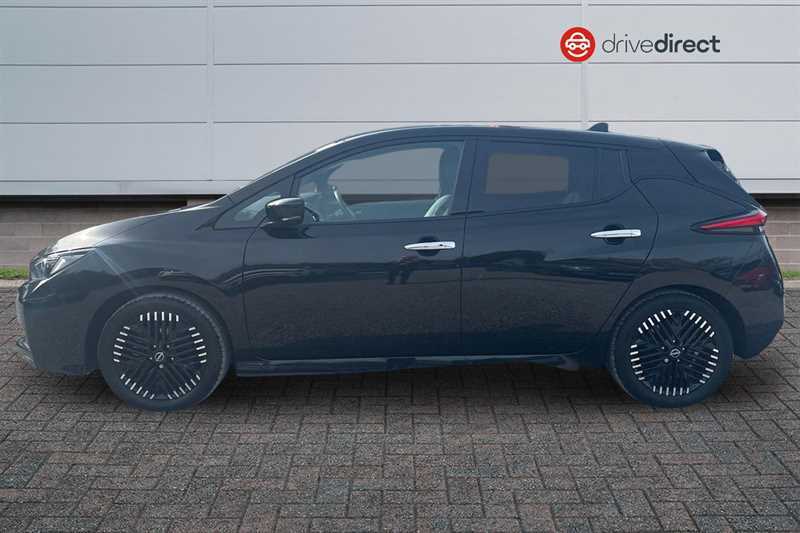 Nissan Leaf 39Kwh N-connecta Hatchback 150 PF72YZC Black #6