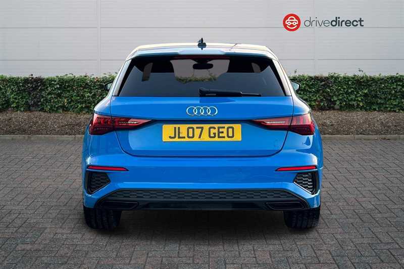 Audi A3 1.5 Tfsi 35 Edition 1 Sportback S Troni JL07GEO Blue #4