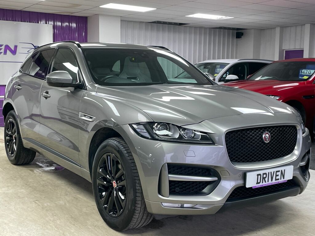 Jaguar F-Pace R-sport Silver #4