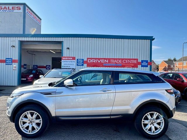 Land Rover Range Rover Evoque 2.2 Ed4 Pure Coupe Fwd Euro 5 S T16NPH Silver #3