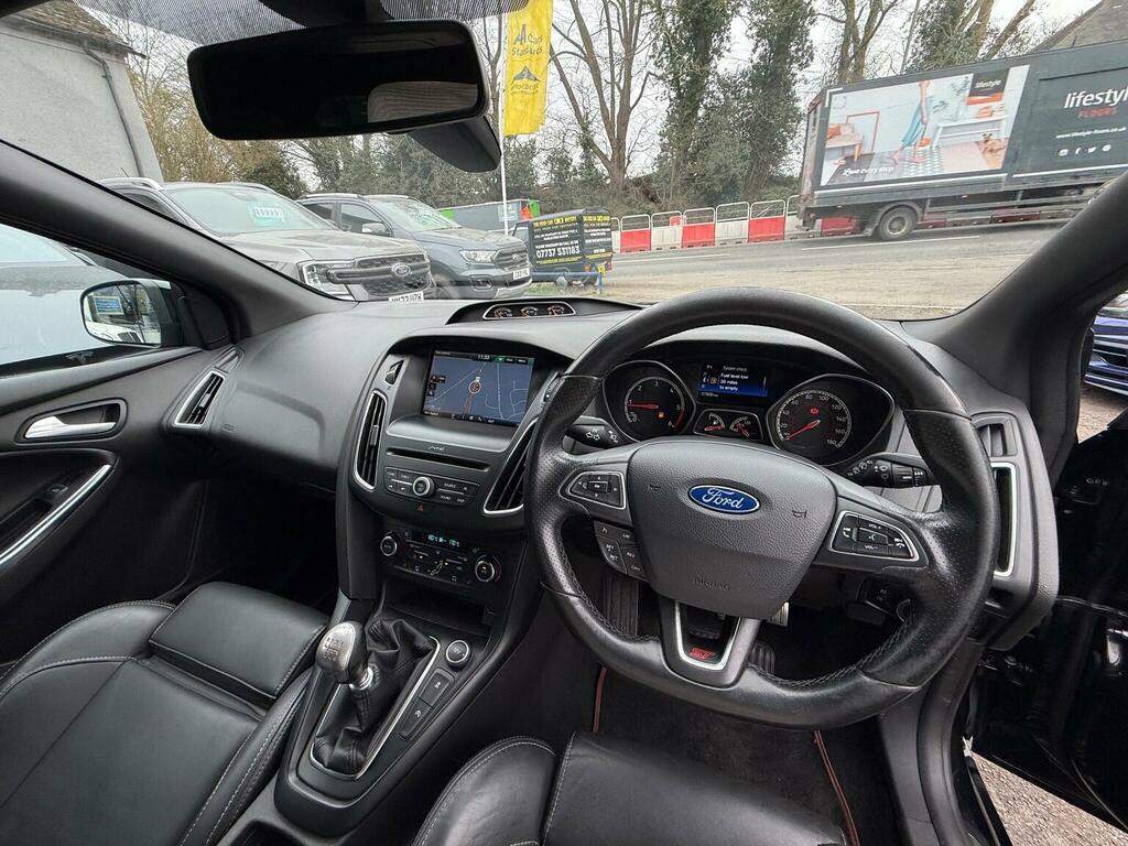 Ford Focus Hatchback 2.0 Tdci St-3 Euro 6 Ss 201616 Black #4