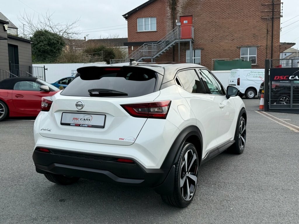 Nissan Juke 1L Tekna RRZ6384 White #6