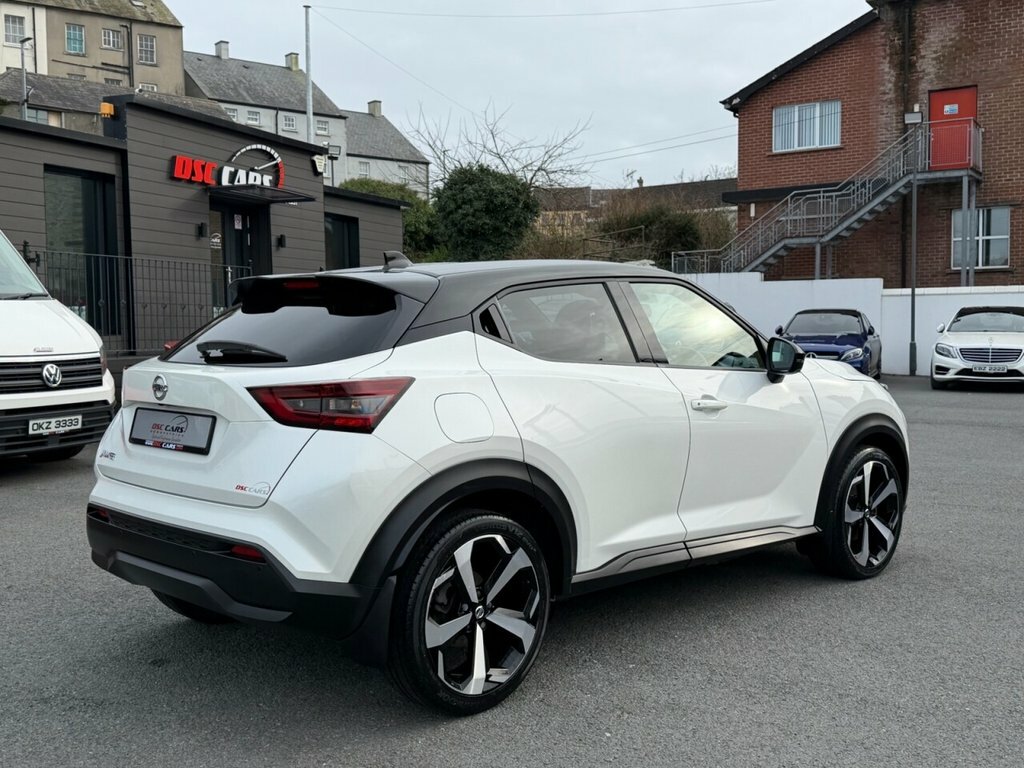 Nissan Juke 1L Tekna White