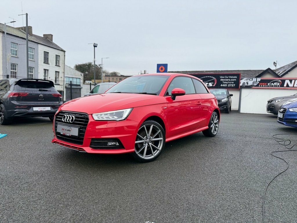 Audi A1 1.6L Black Edition Red #6