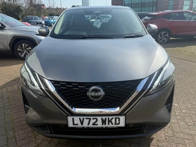 Nissan Qashqai 1.3 Dig-t Mh 158 Acenta Premium Xtronic LV72WKD Grey #3