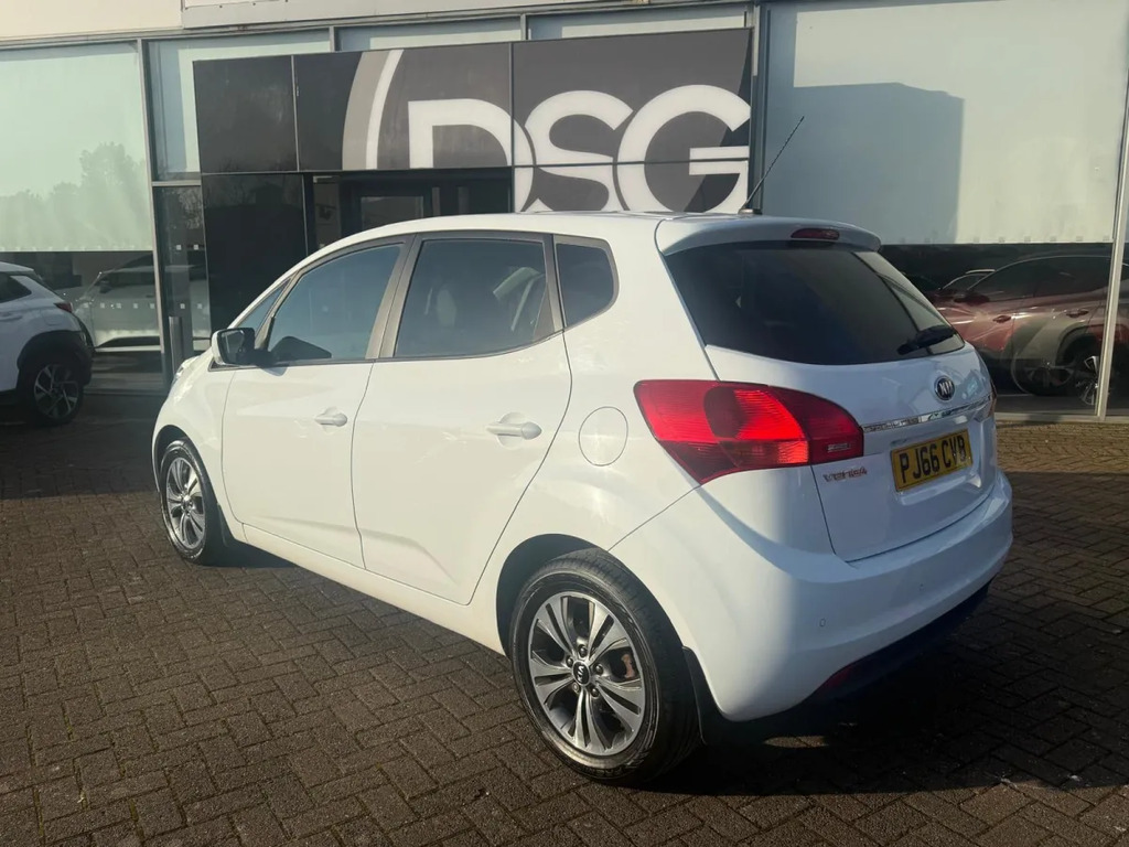 Kia Venga 1.6 3 6 White #3