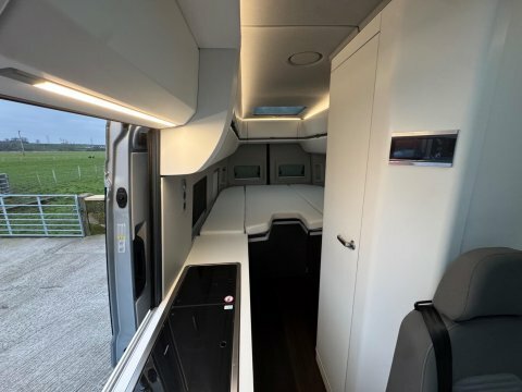 Volkswagen Grand California 2.0 Tdi 600 Tip 3.5T 2 Berth #30