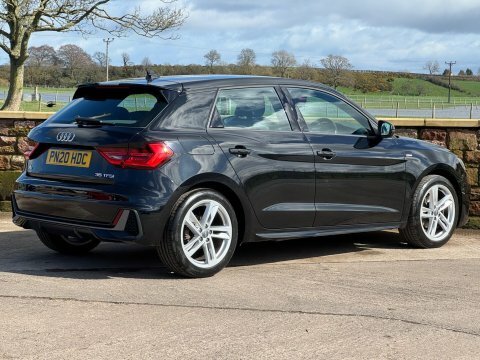 Audi A1 1.5 Tfsi 35 PN20HDC Black #4
