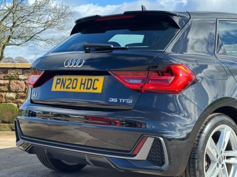 Audi A1 1.5 Tfsi 35 PN20HDC Black #5