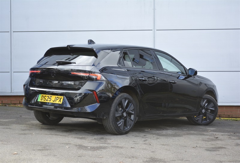 Vauxhall Astra 54Kwh Gs Hatchback 156 Ps Black #6