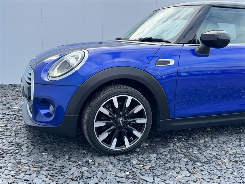 Mini Hatch 1.5 Cooper Exclusive Hatchback E YS70GTZ Blue #5