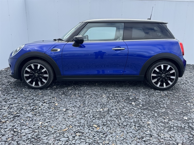 Mini Hatch 1.5 Cooper Exclusive Hatchback E YS70GTZ Blue #4