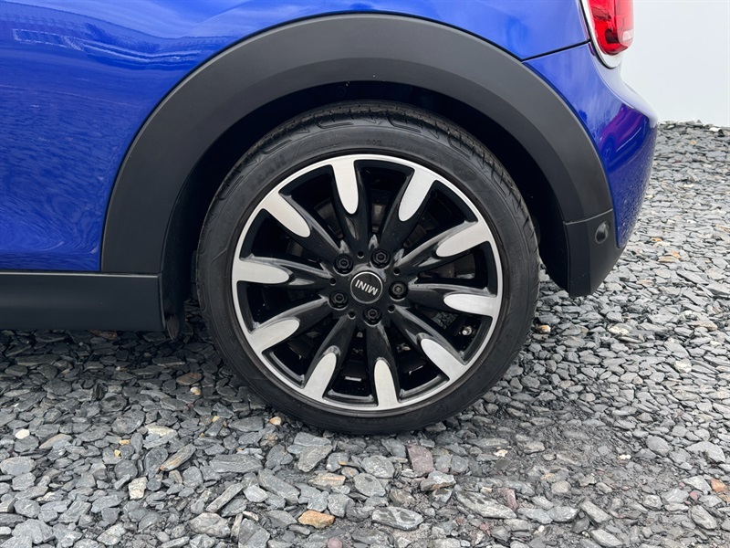 Mini Hatch 1.5 Cooper Exclusive Hatchback E YS70GTZ Blue #6